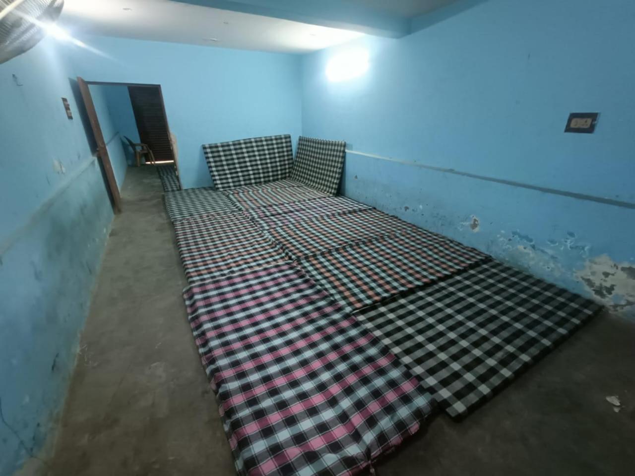 Shri Annapurna Dormitory Albergue Rāmnagar Exterior foto